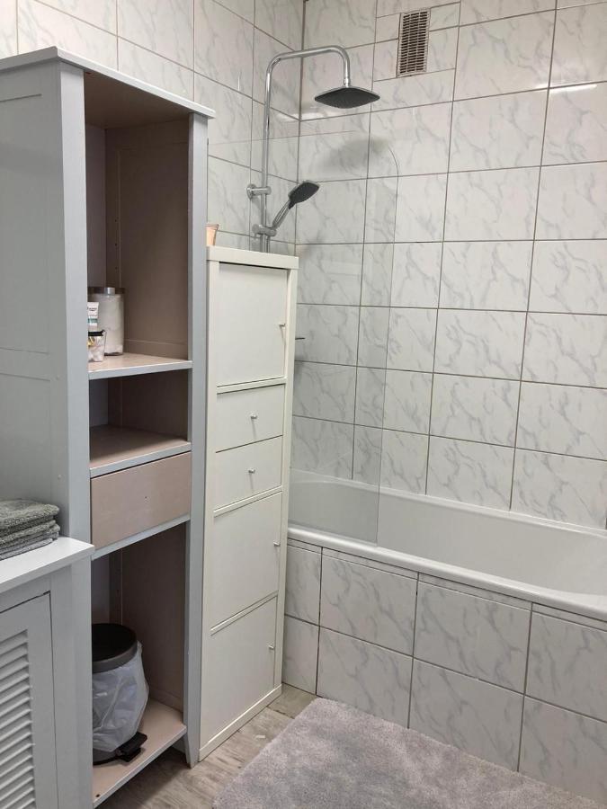 Grand Appartement Proche De Paris Chille Exterior foto